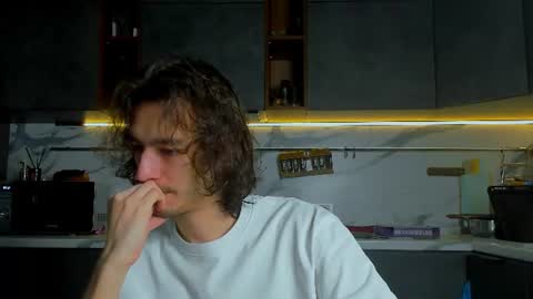 MitchelKurse online show from 07/19/26, 07:17