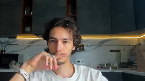 MitchelKurse online show from 07/24/26, 10:30