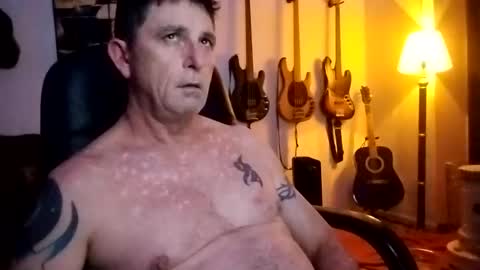 Snapshot of mitchnails69 chatting on 02/13/25, 01:29 BobbyMitchGa online show from 02/13/25, 01:29