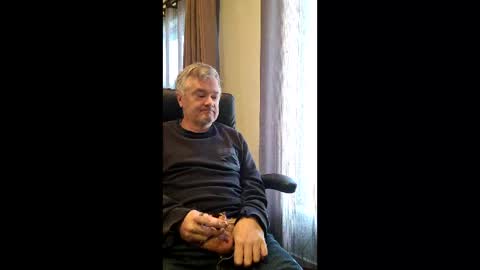 Snapshot of mitchoxxford chatting on 02/15/26, 11:45 mitchoxxford online show from 02/15/26, 11:45