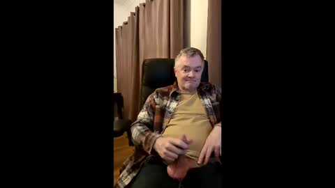 Snapshot of mitchoxxford chatting on 03/22/26, 11:02 mitchoxxford online show from 03/22/26, 11:02