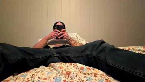 Snapshot of mitchyt080593 chatting on 03/16/26, 04:18 mitchyt080593 online show from 03/16/26, 04:18