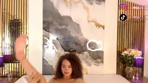 Mtica Brennet online show from 05/12/26, 05:15