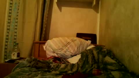 Snapshot of mito51 chatting on 02/01/25, 12:18 mito51 online show from 02/01/25, 12:18