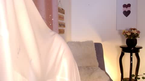 Liaaaaaaaa online show from 12/13/24, 04:43