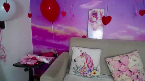 mitsuri_nyx online show from 02/17/26, 12:01