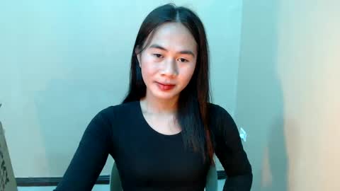 Snapshot of mitsuri_yuki chatting on 12/04/24, 06:44 Mitsu online show from 12/04/24, 06:44