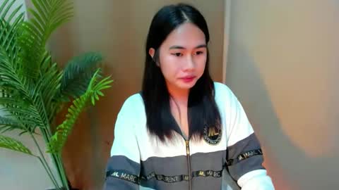 Snapshot of mitsuri_yuki chatting on 10/04/25, 01:58 Mitsu online show from 10/04/25, 01:58