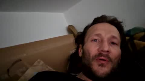 Snapshot of mitzio11 chatting on 11/10/25, 06:56 Mitzio11 online show from 11/10/25, 06:56