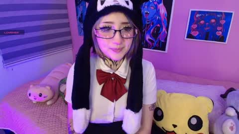Snapshot of miwaviolet chatting on 04/05/26, 03:58 Miwa Violet online show from 04/05/26, 03:58