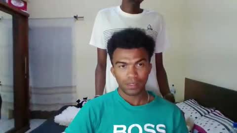 Snapshot of mixedboy_sexy chatting on 11/30/25, 04:44 mixedboy_sexy online show from 11/30/25, 04:44