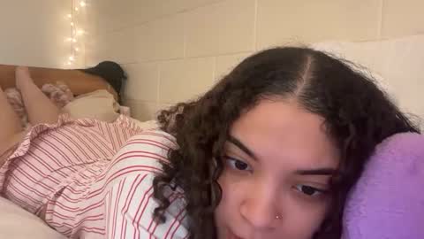 mixedmamas online show from 02/14/26, 08:00