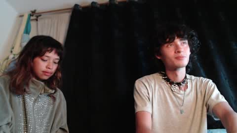 Snapshot of mixipeach chatting on 03/27/26, 05:24 Naomi and Nekorii online show from 03/27/26, 05:24