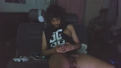 Snapshot of mixxychocolate chatting on 02/21/26, 06:36 Deanthony online show from 02/21/26, 06:36