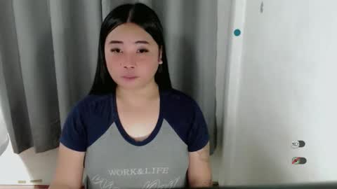 Snapshot of miya_licious chatting on 09/23/25, 05:43 cassie marie online show from 09/23/25, 05:43