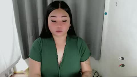 Snapshot of miya_licious chatting on 10/04/25, 07:17 cassie marie online show from 10/04/25, 07:17