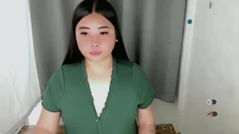 Snapshot of miya_licious chatting on 11/02/25, 03:09 cassie marie online show from 11/02/25, 03:09