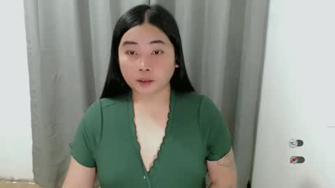 Snapshot of miya_licious chatting on 02/03/26, 02:44 cassie marie online show from 02/03/26, 02:44