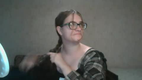 Milana online show from 12/17/24, 10:44