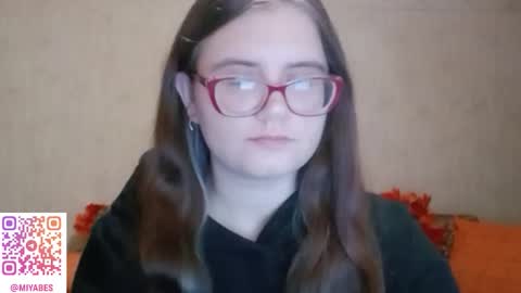 Milana online show from 12/15/25, 03:22