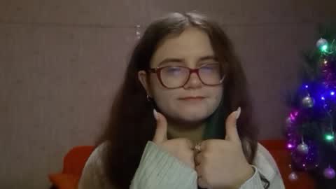 Snapshot of miyabe chatting on 01/06/26, 03:43 Milana online show from 01/06/26, 03:43