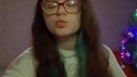 Snapshot of miyabe chatting on 01/07/26, 03:09 Milana online show from 01/07/26, 03:09