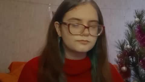 Snapshot of miyabe chatting on 01/16/26, 07:12 Milana online show from 01/16/26, 07:12