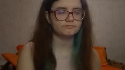 Snapshot of miyabe chatting on 02/01/26, 04:11 Milana online show from 02/01/26, 04:11