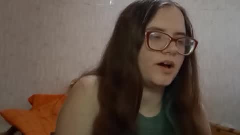 Snapshot of miyabe chatting on 02/02/26, 10:14 Milana online show from 02/02/26, 10:14