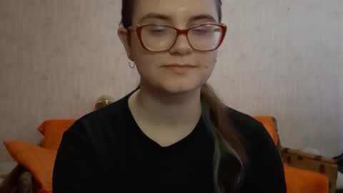 Snapshot of miyabe chatting on 02/06/26, 08:18 Milana online show from 02/06/26, 08:18