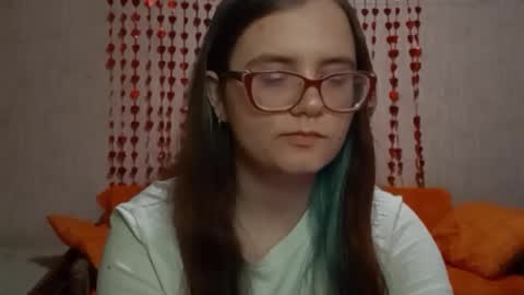 Snapshot of miyabe chatting on 02/12/26, 05:08 Milana online show from 02/12/26, 05:08