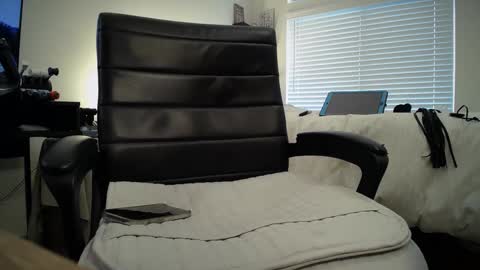 Joshua Oaks online show from 09/29/25, 10:03