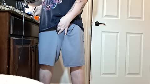 Snapshot of mjluvsdabooty2 chatting on 02/23/26, 07:06 hoodyhoo online show from 02/23/26, 07:06