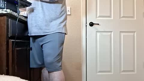 Snapshot of mjluvsdabooty2 chatting on 03/31/26, 06:30 hoodyhoo online show from 03/31/26, 06:30