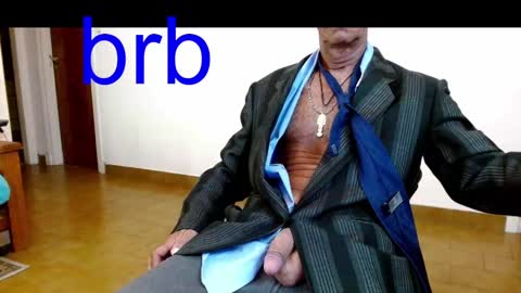 Snapshot of mjmadurengue chatting on 02/21/25, 08:51 Mario jose online show from 02/21/25, 08:51