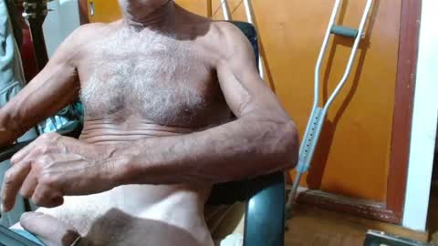 Snapshot of mjmadurengue chatting on 02/23/25, 09:33 Mario jose online show from 02/23/25, 09:33