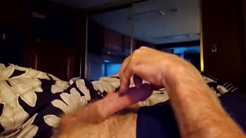 Snapshot of mjolnirandazzarra chatting on 01/17/26, 04:00 mjolnirandazzarra online show from 01/17/26, 04:00