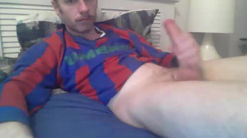 Snapshot of mjphoc93 chatting on 02/11/26, 11:54 mjphoc93 online show from 02/11/26, 11:54