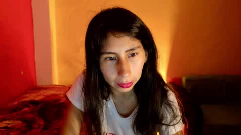 Snapshot of mli739709 chatting on 01/14/25, 01:17 MoonLipson online show from 01/14/25, 01:17