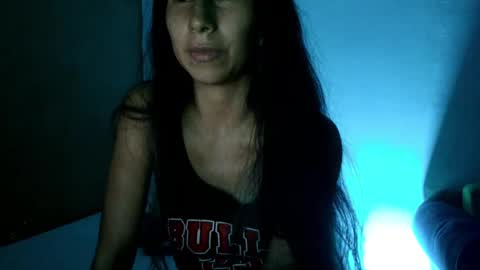 Snapshot of mli739709 chatting on 02/02/25, 04:15 MoonLipson online show from 02/02/25, 04:15