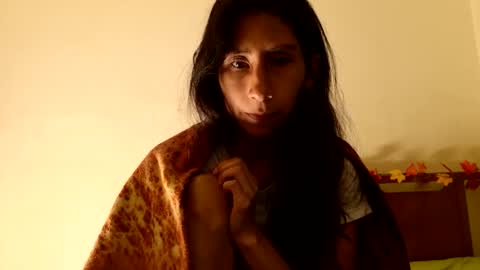 Snapshot of mli739709 chatting on 10/23/25, 02:11 MoonLipson online show from 10/23/25, 02:11