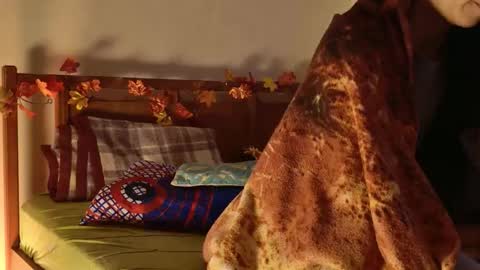 MoonLipson online show from 11/08/25, 03:34