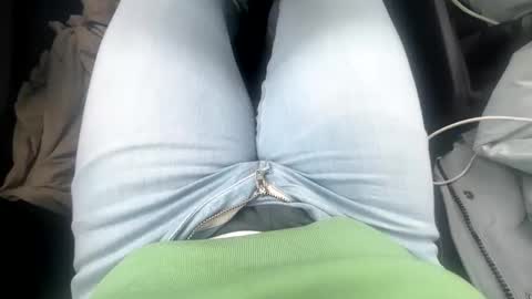 Snapshot of mmaestro42 chatting on 01/08/26, 01:35 mmaestro42 online show from 01/08/26, 01:35