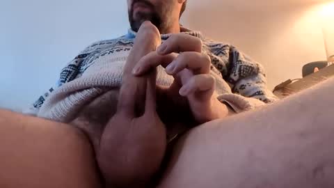 Snapshot of mminster chatting on 01/07/26, 11:01 mminster online show from 01/07/26, 11:01