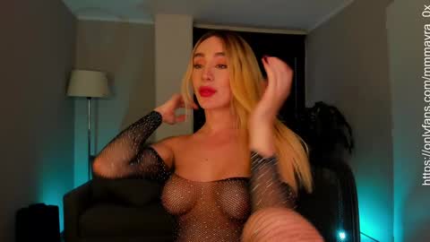 Snapshot of mmmayra_0x chatting on 12/04/24, 09:57 MAYRA online show from 12/04/24, 09:57