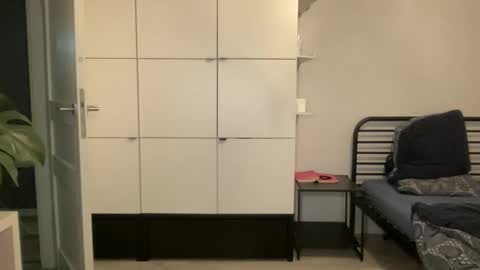 Snapshot of mmminnie chatting on 02/25/25, 05:47 mmminnie online show from 02/25/25, 05:47