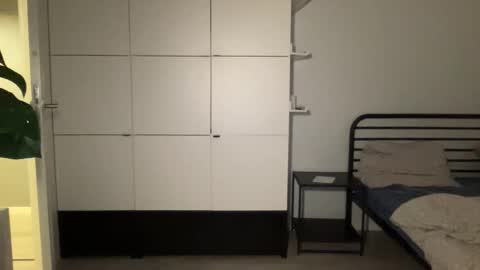 Snapshot of mmminnie chatting on 10/12/25, 06:51 mmminnie online show from 10/12/25, 06:51