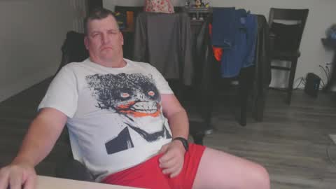 Snapshot of mmmthatsfunnn chatting on 12/25/24, 06:52 mmmthatsfunnn online show from 12/25/24, 06:52