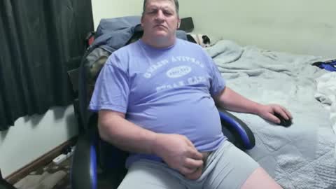 Snapshot of mmmthatsfunnn chatting on 02/05/25, 06:13 mmmthatsfunnn online show from 02/05/25, 06:13