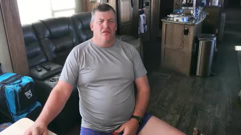 Snapshot of mmmthatsfunnn chatting on 09/10/25, 11:05 mmmthatsfunnn online show from 09/10/25, 11:05